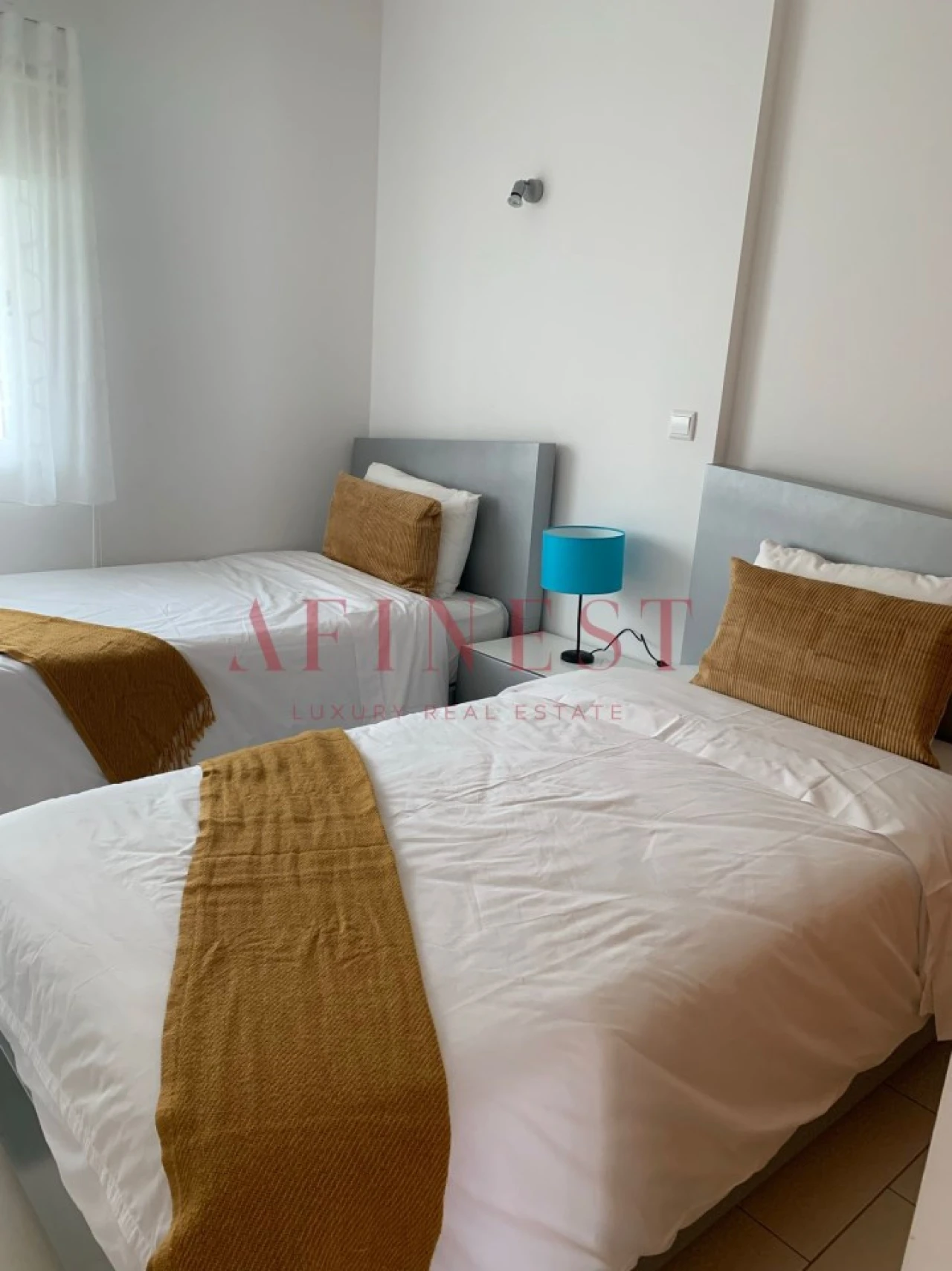 Apartamento T3 para Arrendamento em Quarteira Foto 8