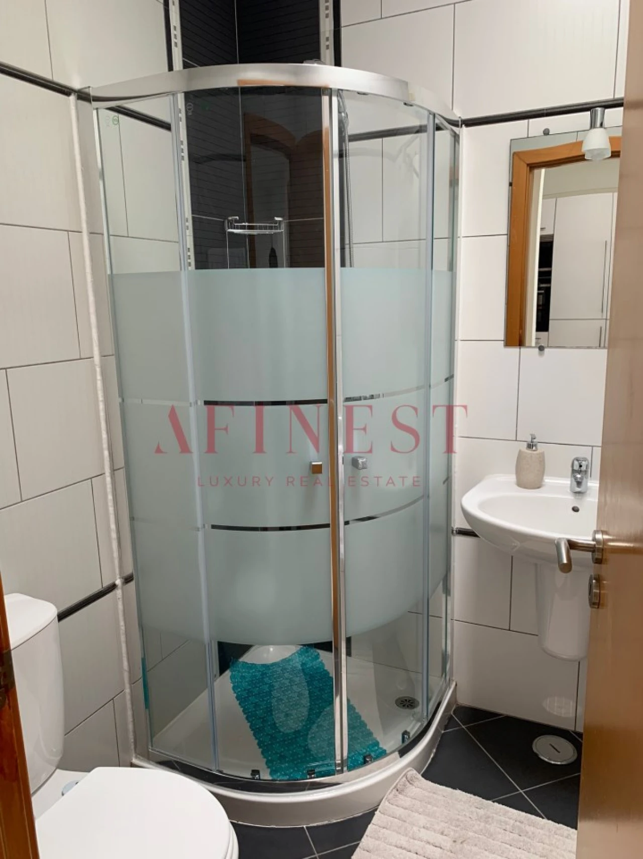 Apartamento T3 para Arrendamento em Quarteira Foto 10