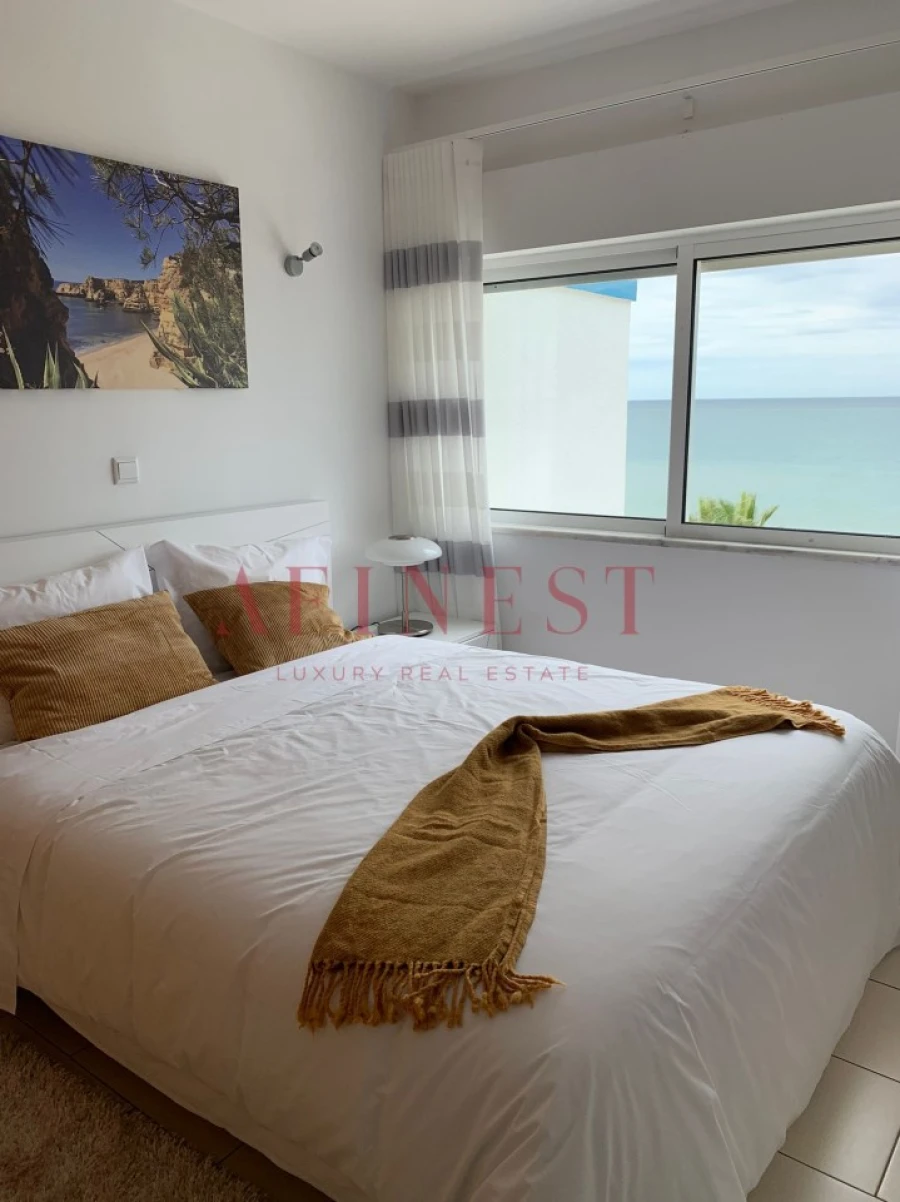 Apartamento T3 para Arrendamento em Quarteira Foto 16