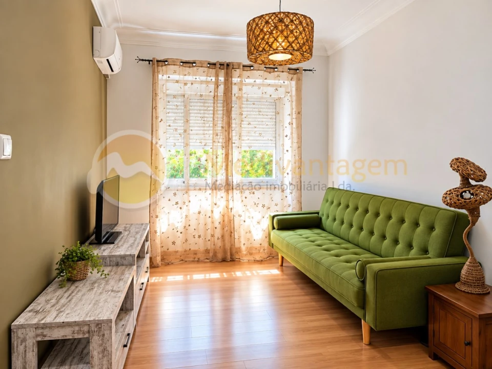 Apartamento T2 para Venda em Benfica Foto 1