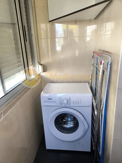 Apartamento T2 para Venda em Benfica
