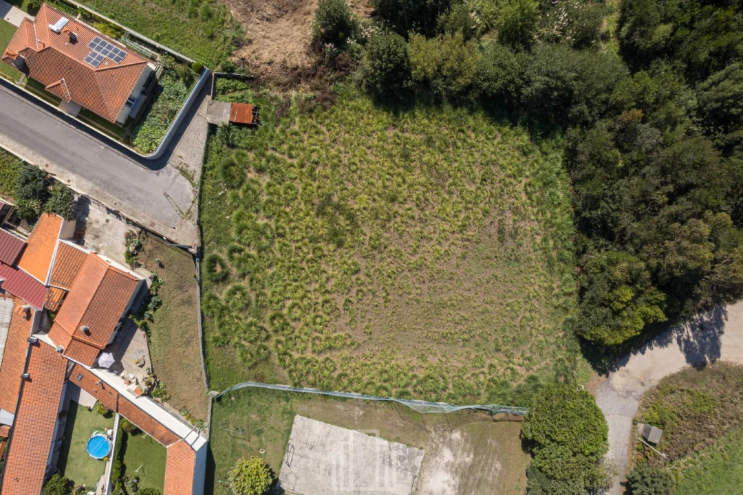 Terreno para Venda em Esmoriz Foto 2