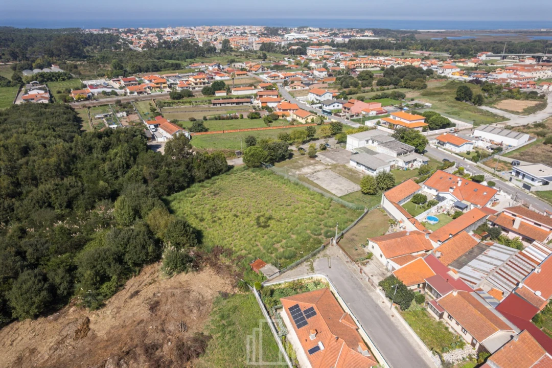 Terreno para Venda em Esmoriz Foto 5