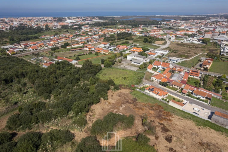 Terreno para Venda em Esmoriz Foto 14