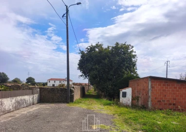Terreno para Venda em Valega