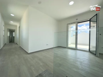 Moradia T5 para Venda em Atalaia e Alto Estanqueiro-Jardia