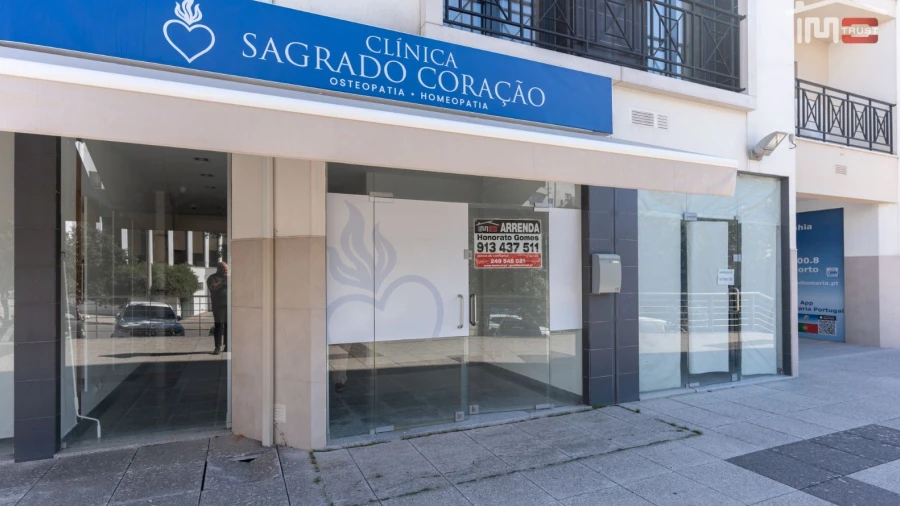 Loja para Arrendamento em Fatima
