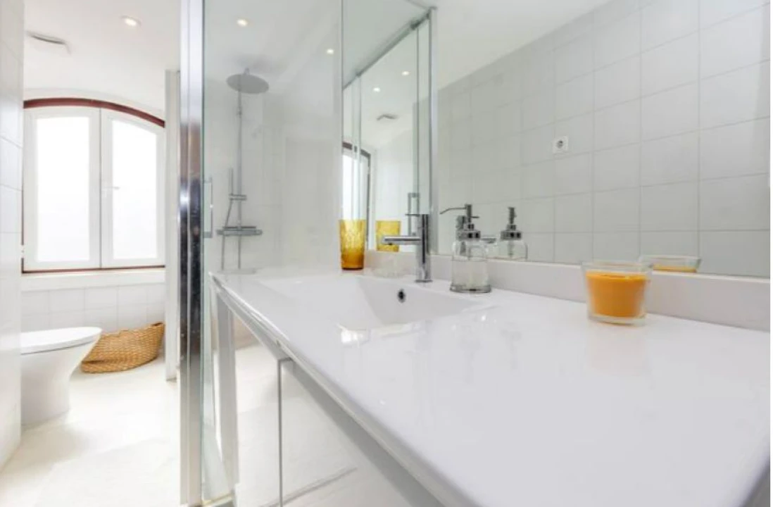 Apartamento T2 para Venda em Beato Foto 11