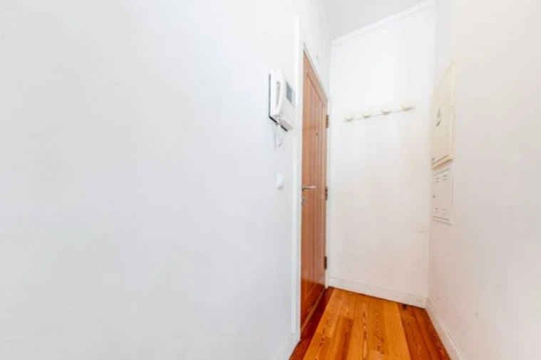 Apartamento T2 para Venda em Beato Foto 16