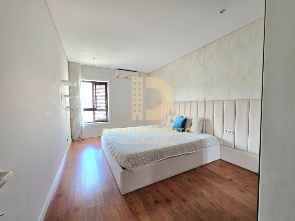 Apartamento T2 para Venda em Fânzeres e São Pedro da Cova Foto 11