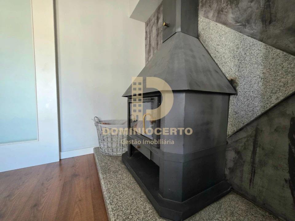 Apartamento T2 para Venda em Fânzeres e São Pedro da Cova Foto 7