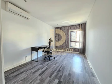 Apartamento T2 para Venda em Fânzeres e São Pedro da Cova