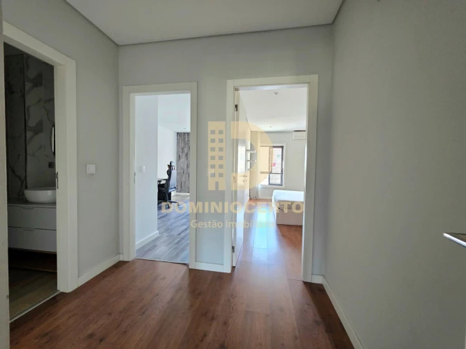Apartamento T2 para Venda em Fânzeres e São Pedro da Cova Foto 9