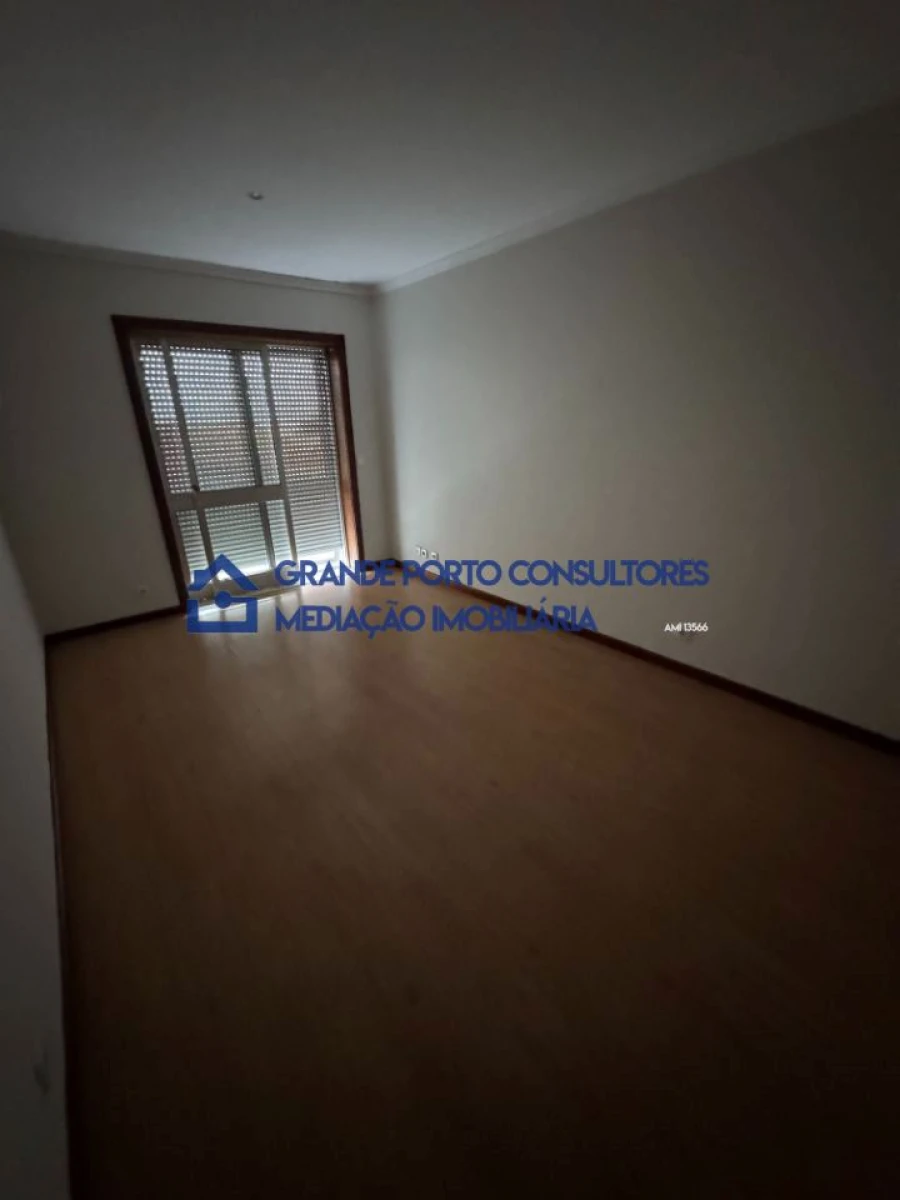 Apartamento T3 para Arrendamento em Aldoar, Foz do Douro e Nevogilde Foto 5