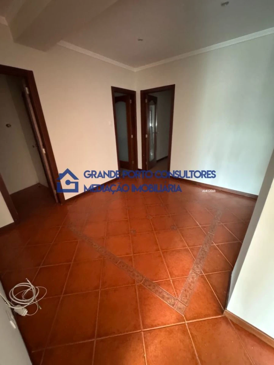 Apartamento T3 para Arrendamento em Aldoar, Foz do Douro e Nevogilde Foto 11