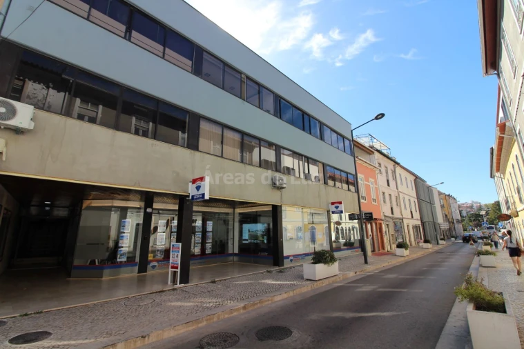 Escritório para Arrendamento em Leiria, Pousos, Barreira e Cortes Foto 10