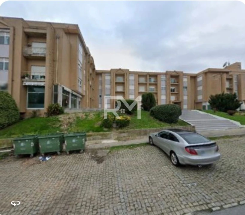 Apartamento T1 para Venda em Baltar Foto 1