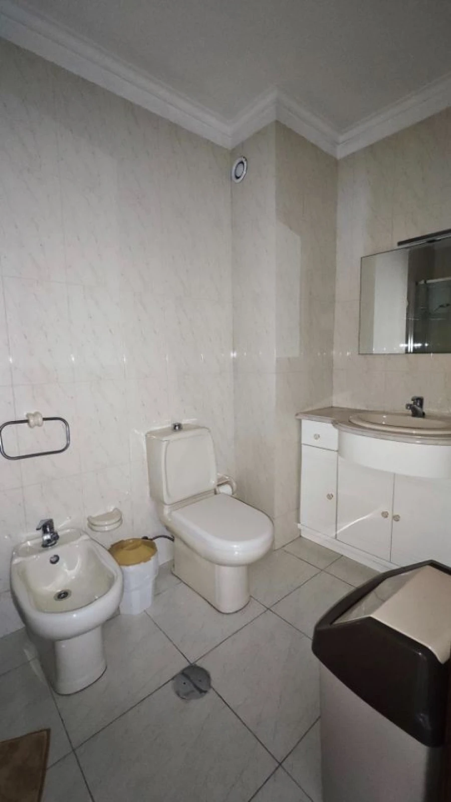 Apartamento T3 para Arrendamento em Mafamude e Vilar do Paraíso Foto 8