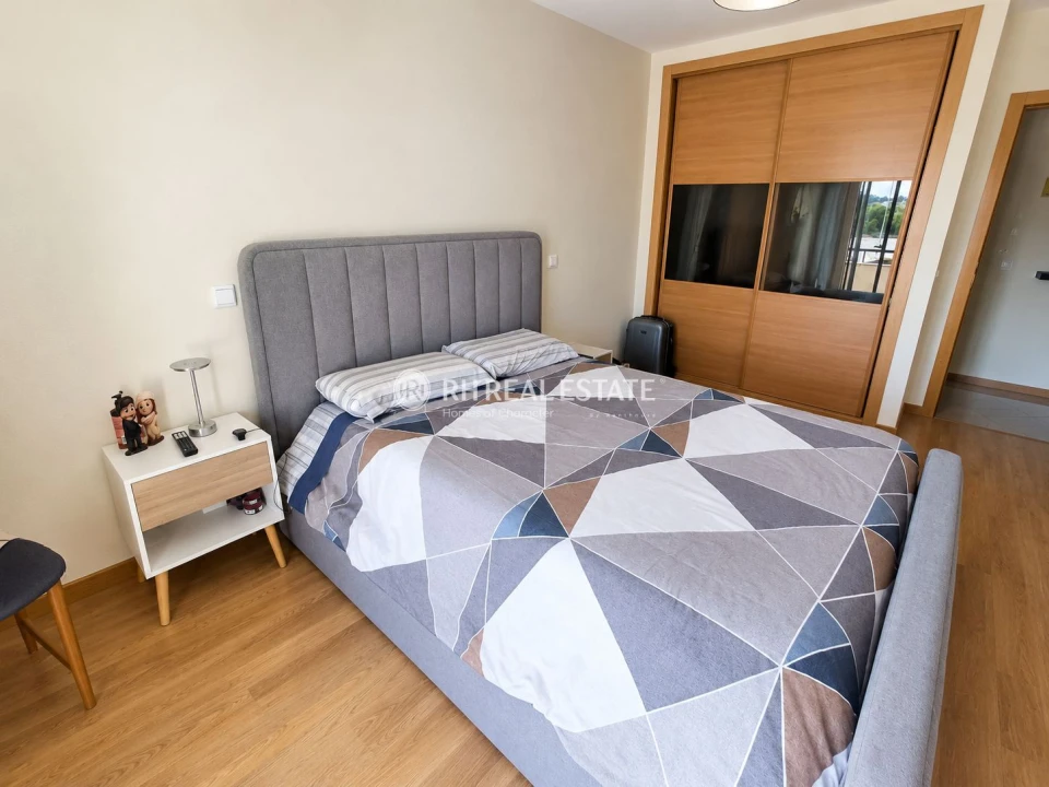 Apartamento T3 para Arrendamento em Tavarede Foto 6