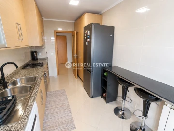 Apartamento T3 para Arrendamento em Tavarede