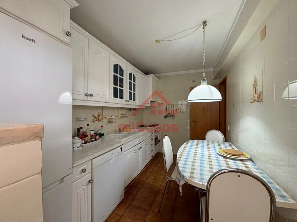 Apartamento T3 para Arrendamento em Silves Foto 14