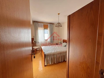 Apartamento T3 para Arrendamento em Silves