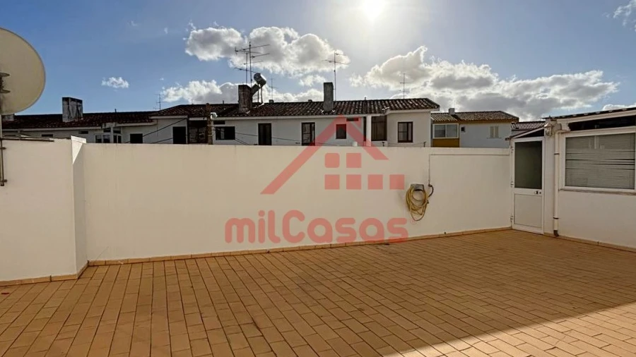 Apartamento T3 para Arrendamento em Silves