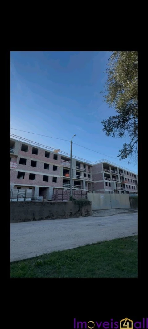 Apartamento T1 para Venda em Seide