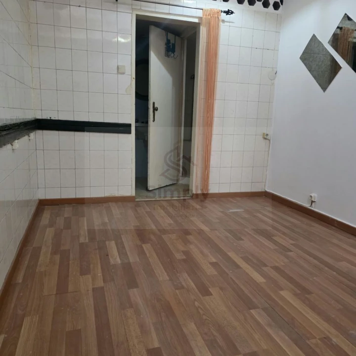Loja para Arrendamento em Arroios Foto 7