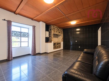 Moradia T2 para Venda em Borba (Matriz)