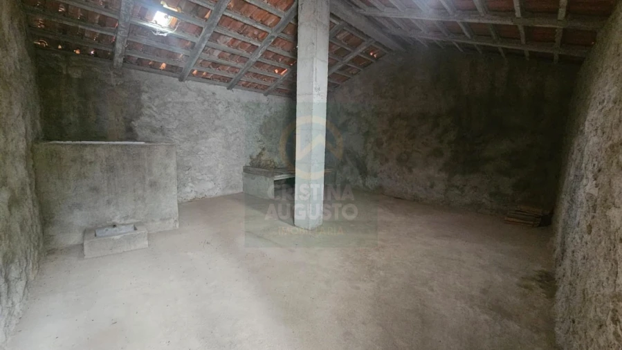Moradia para Venda em Escalos de Cima e Lousa Foto 4