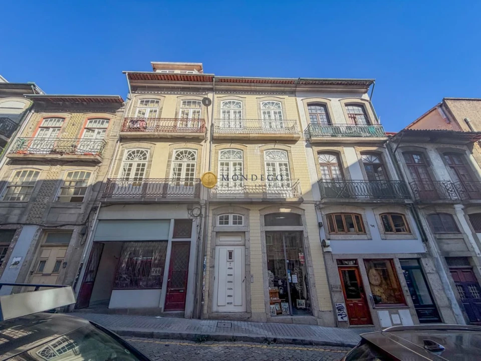 Apartamento T8 para Venda em Cedofeita, Santo Ildefonso, Sé, Miragaia, São Nicolau e Vitória Foto 1
