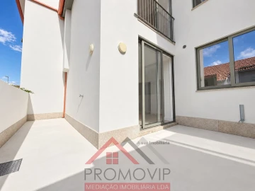 Apartamento T2 para Venda em Santo Tirso, Couto (Santa Cristina e São Miguel) e Burgães