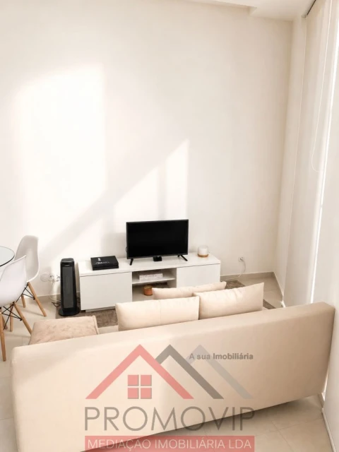 Apartamento para Venda em Santo Tirso, Couto (Santa Cristina e São Miguel) e Burgães