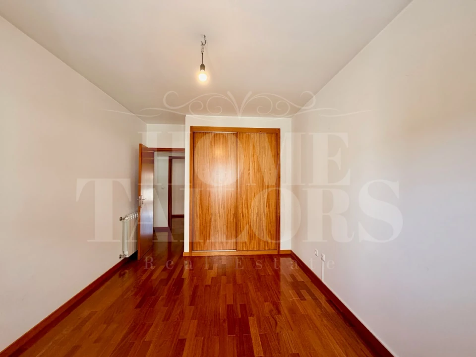 Apartamento T4 para Arrendamento em Termas de São Vicente Foto 18