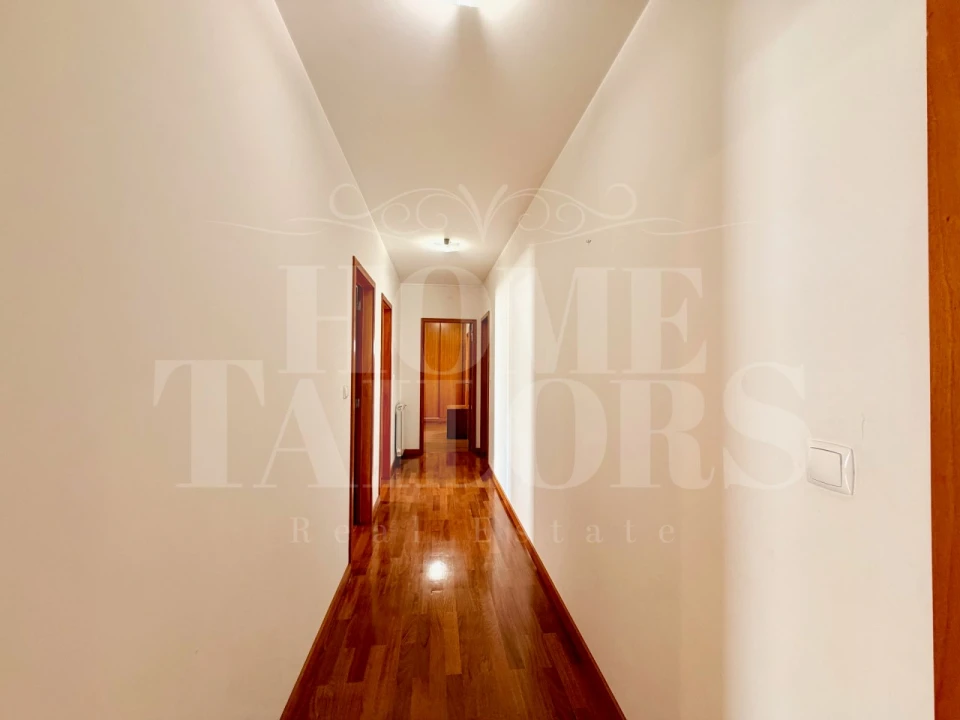 Apartamento T4 para Arrendamento em Termas de São Vicente Foto 16