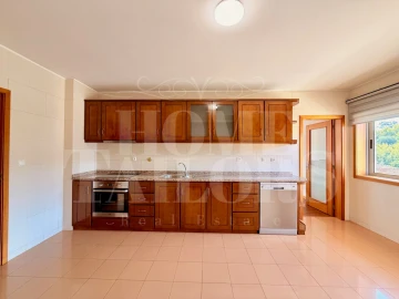 Apartamento T4 para Arrendamento em Termas de São Vicente