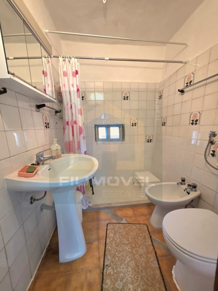 Moradia T1 para Venda em Pernes Foto 5