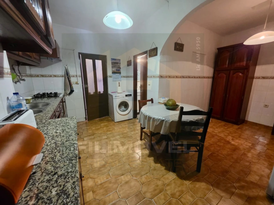 Moradia T2 para Venda em Pernes Foto 1