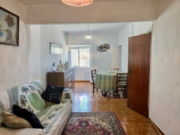 Moradia T2 para Venda em Pernes