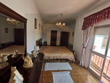 Moradia T2 para Venda em Pernes