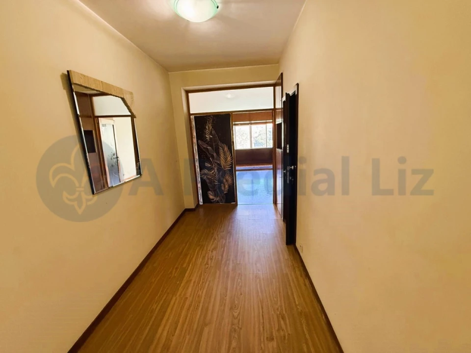 Apartamento T2 para Venda em Cedofeita, Santo Ildefonso, Sé, Miragaia, São Nicolau e Vitória Foto 2