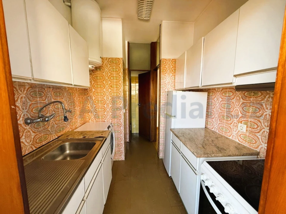 Apartamento T2 para Venda em Cedofeita, Santo Ildefonso, Sé, Miragaia, São Nicolau e Vitória Foto 3
