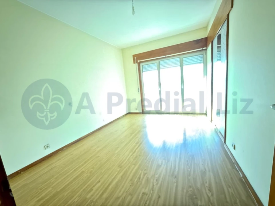 Apartamento T2 para Venda em Cedofeita, Santo Ildefonso, Sé, Miragaia, São Nicolau e Vitória Foto 7