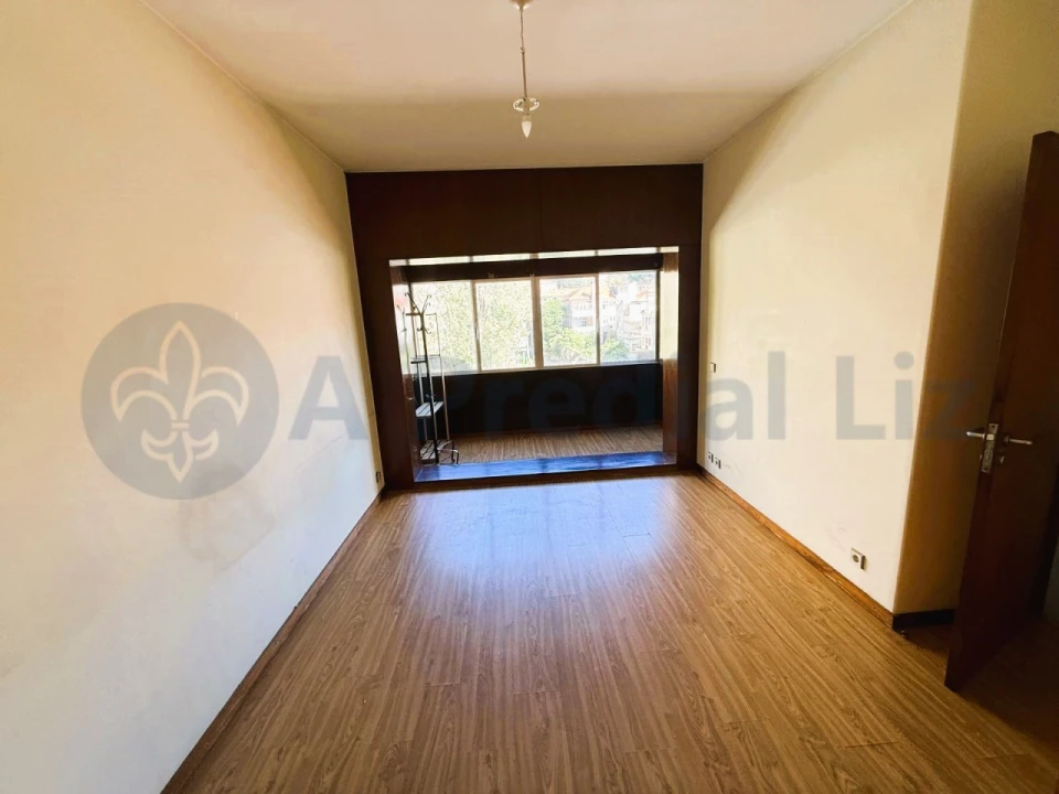 Apartamento T2 para Venda em Cedofeita, Santo Ildefonso, Sé, Miragaia, São Nicolau e Vitória Foto 1