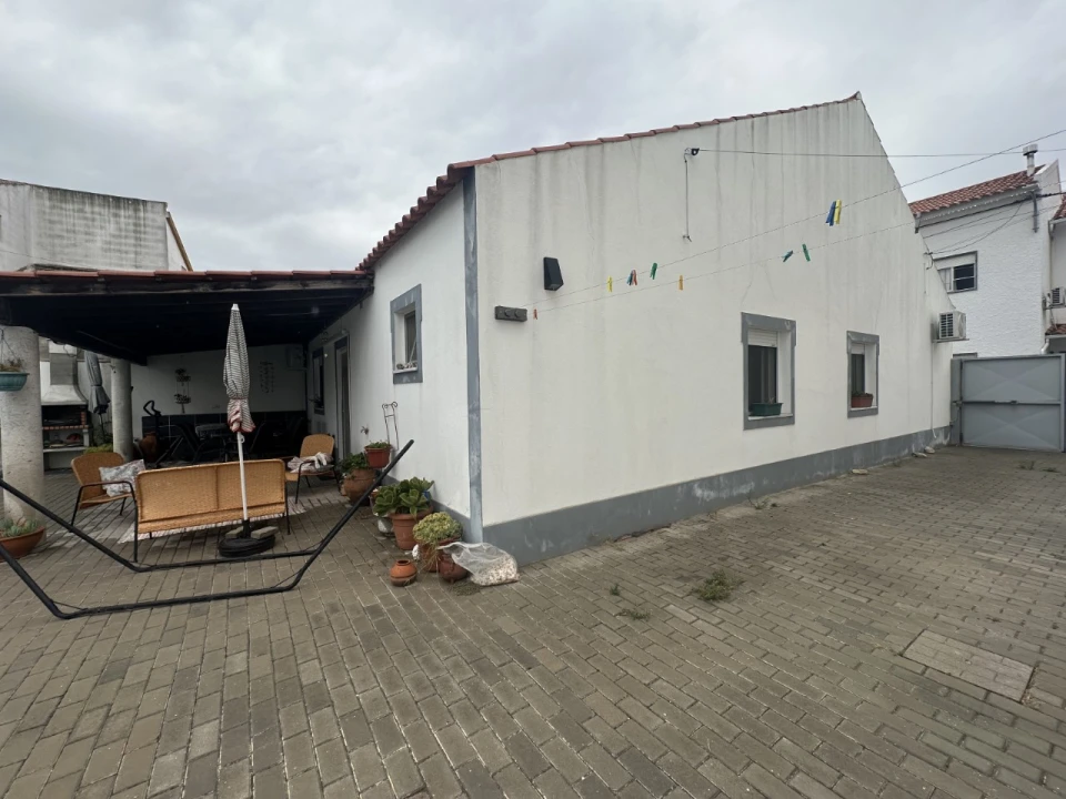 Moradia T4 para Venda em Pego Foto 13