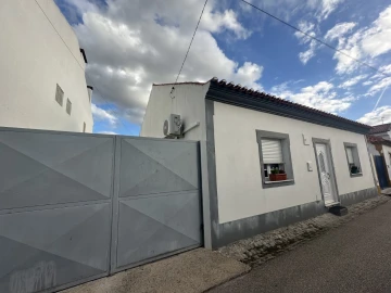 Moradia T4 para Venda em Pego