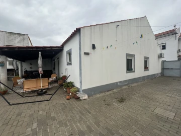 Moradia T4 para Venda em Pego