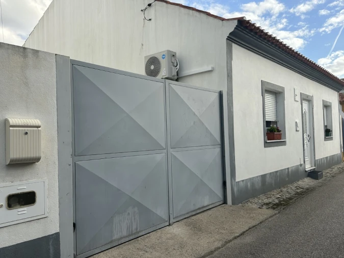 Moradia T4 para Venda em Pego Foto 2
