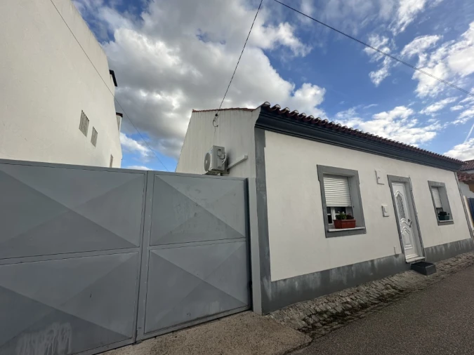 Moradia T4 para Venda em Pego Foto 4